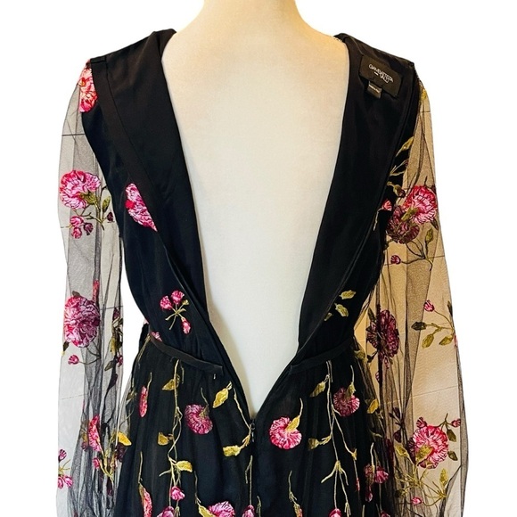 Giambattista Valli 40 Pre-Fall 23’ Black Rose Embroidered Long Sleeve Gown $7000 - Picture 8 of 16